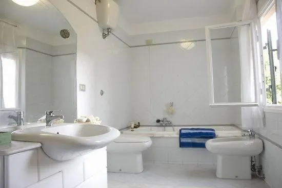 Tower'S Garden Bed & Breakfast Pisa Italy