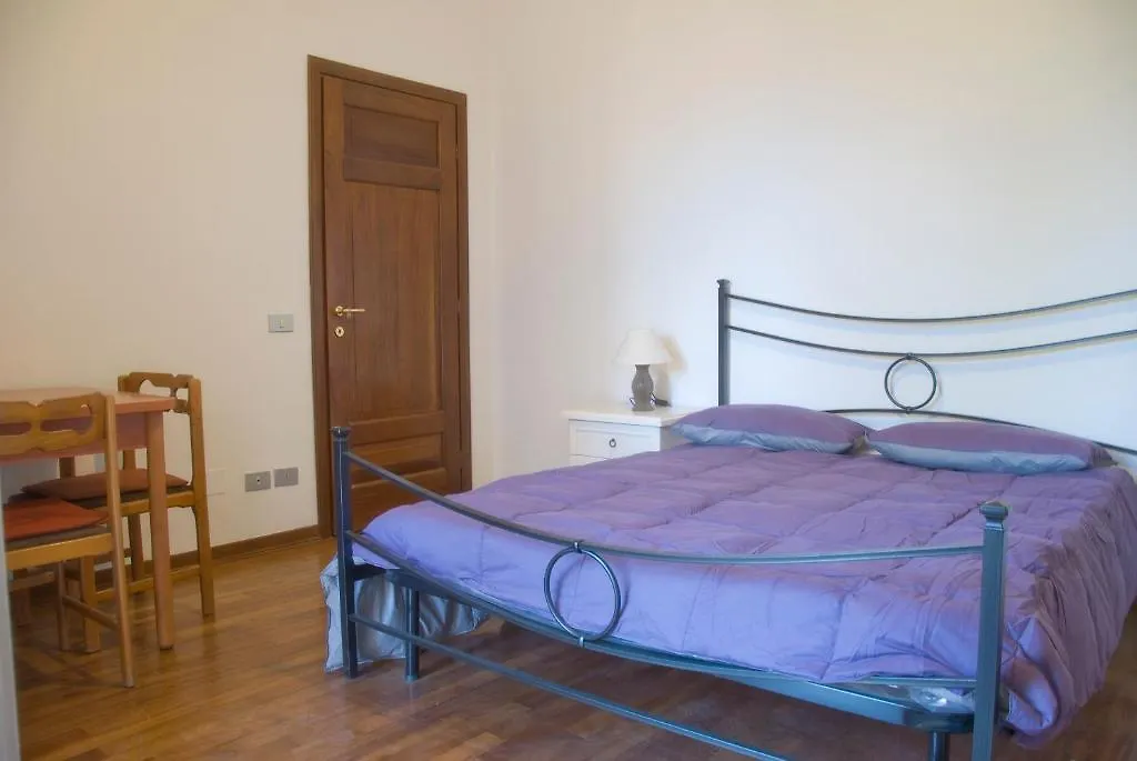 Tower'S Garden Bed & Breakfast Pisa