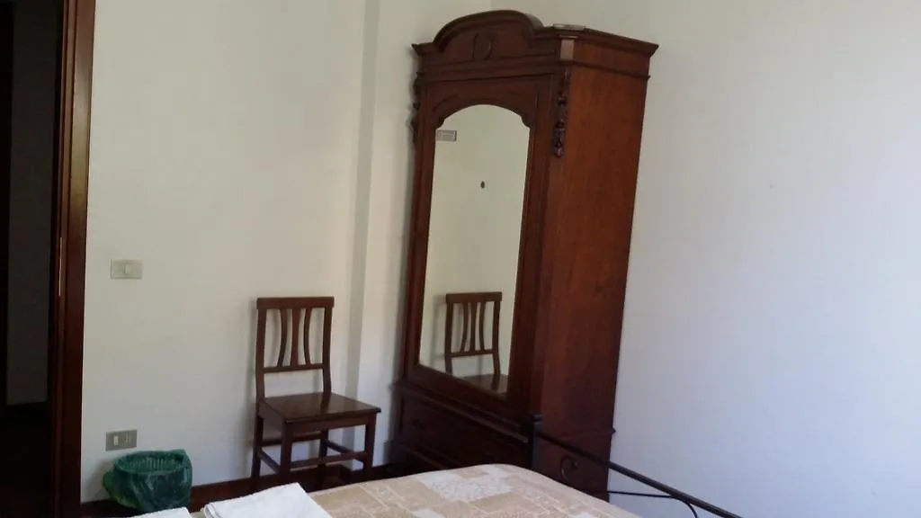 Tower'S Garden Bed & Breakfast Pisa