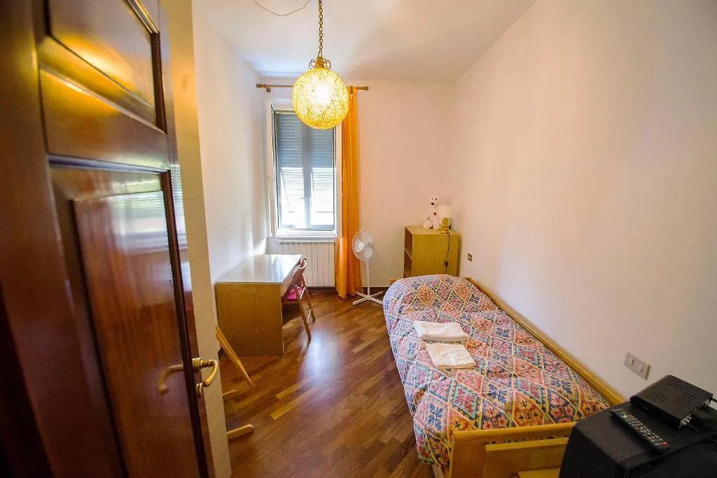 Tower'S Garden Bed & Breakfast Pisa 0*,  Italy